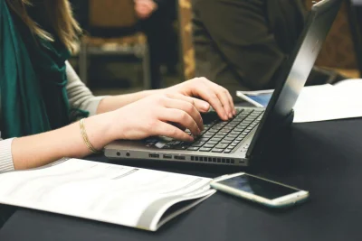 2 Kiat Penting untuk Pemasaran dan Penulisan Kreatif era digital